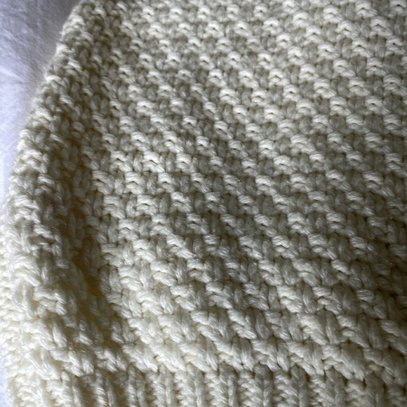 Dynamite Vintage Wool/Acrylic blend Chinky Cream Sweater Size M - Picture 3 of 13
